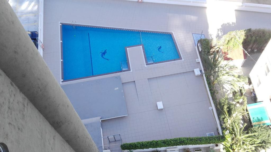 Apartamentos Los Caballos Benidorm Esterno foto
