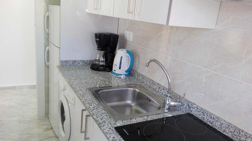 Apartamentos Los Caballos Benidorm Esterno foto