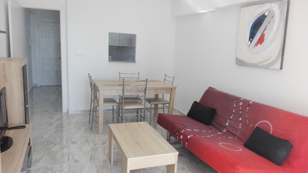 Apartamentos Los Caballos Benidorm Esterno foto