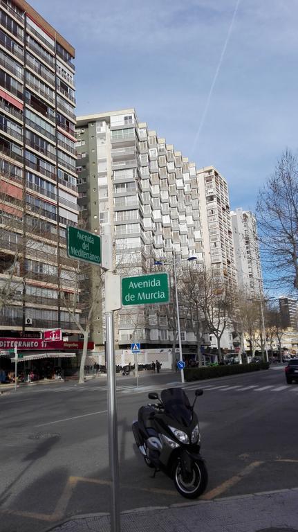 Apartamentos Los Caballos Benidorm Esterno foto